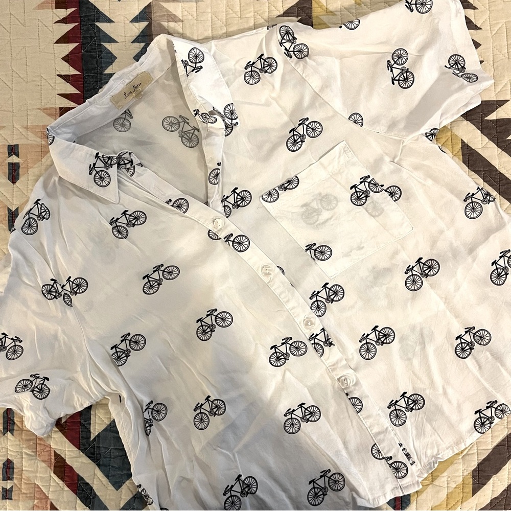 White Bicycle Shortsleeved Buttondown